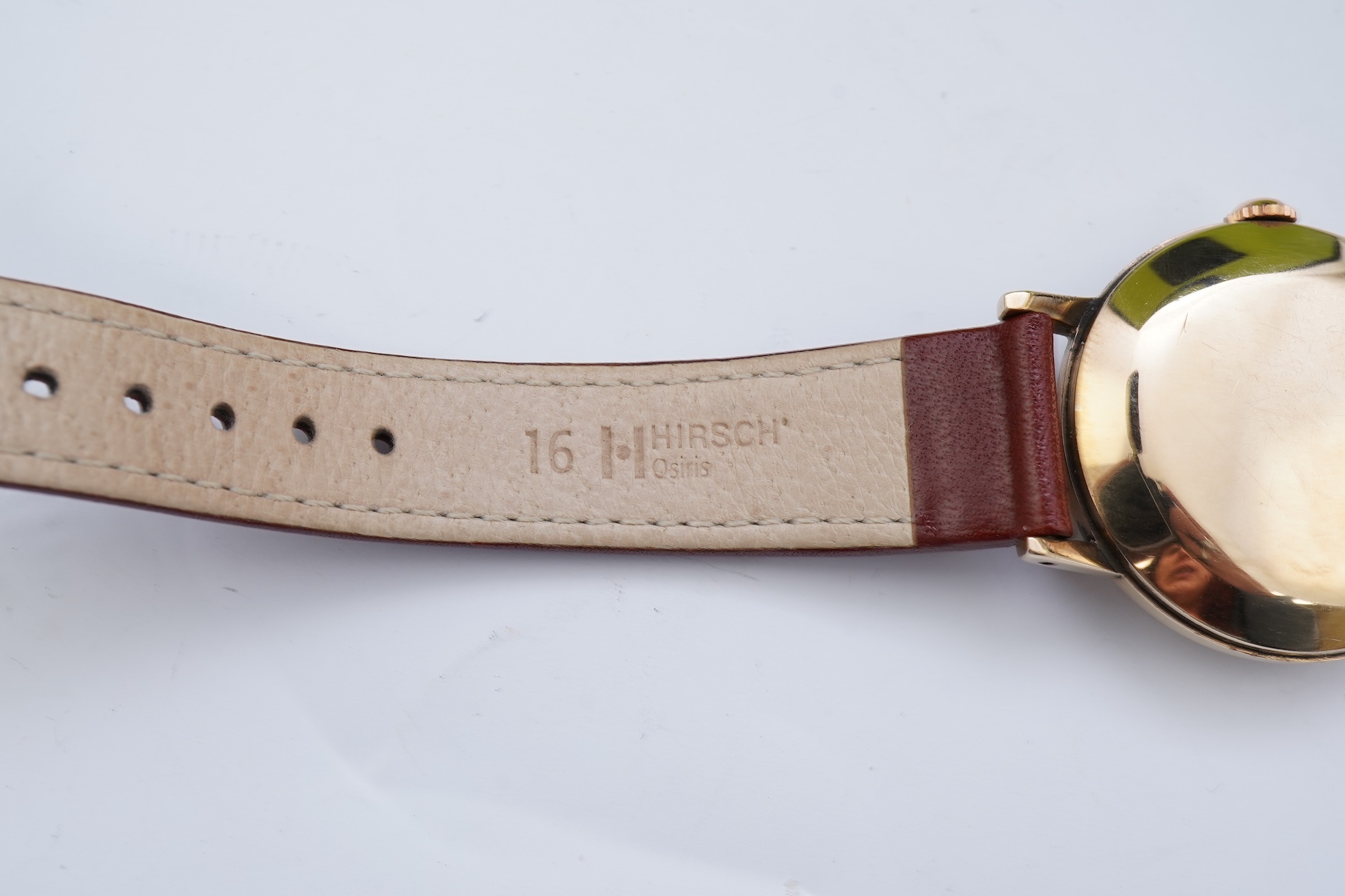 A gentleman's 1950's? 9ct gold Smiths Everest manual wind wrist watch